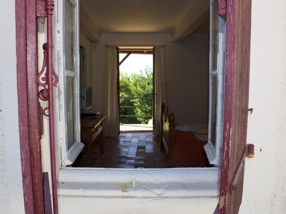 Ancienne Ecole Bed & Breakfast Cazaux-Villecomtal Екстериор снимка