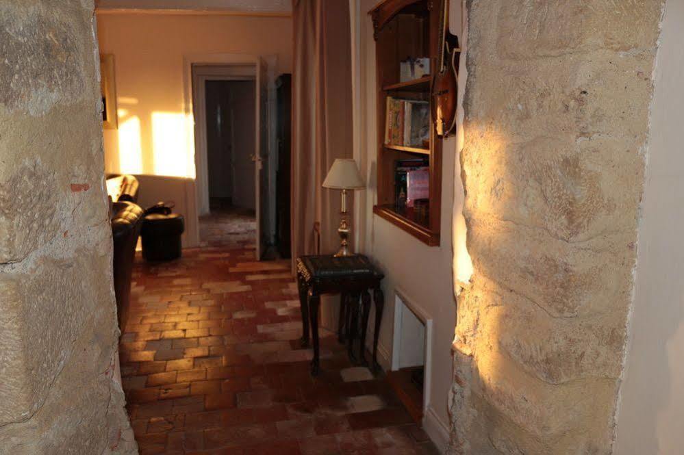 Ancienne Ecole Bed & Breakfast Cazaux-Villecomtal Екстериор снимка